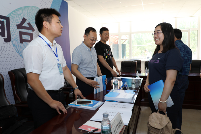 市委書(shū)記韓立華蒞臨我校，為師生解讀社會(huì)經(jīng)濟(jì)咨詢(xún)服務(wù)新趨勢(shì)